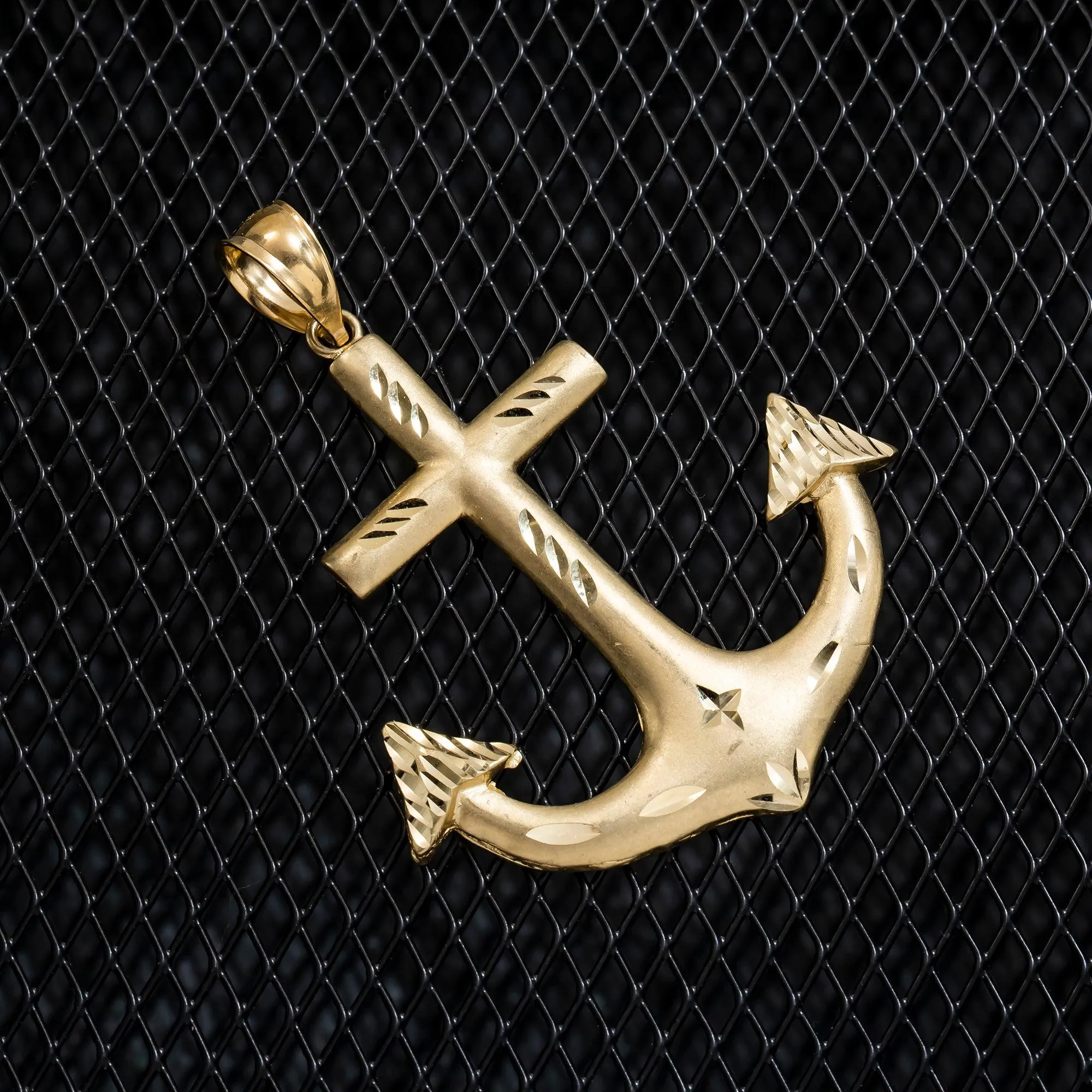 10K GOLD ANCHOR PENDANT 10.8G