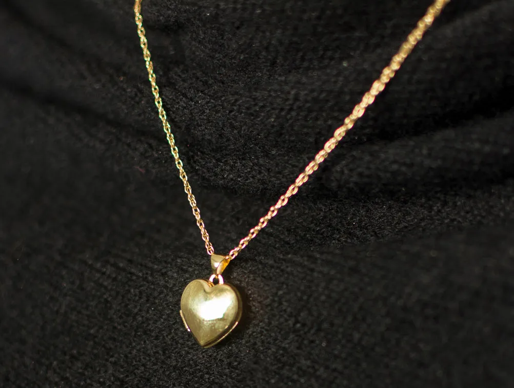 14K Yellow Gold Classic Heart Locket Pendant, 16mm x 15mm