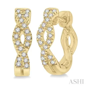 1/6 Ctw Entwined Round Cut Diamond Huggie Earrings in 10K Yellow Gold