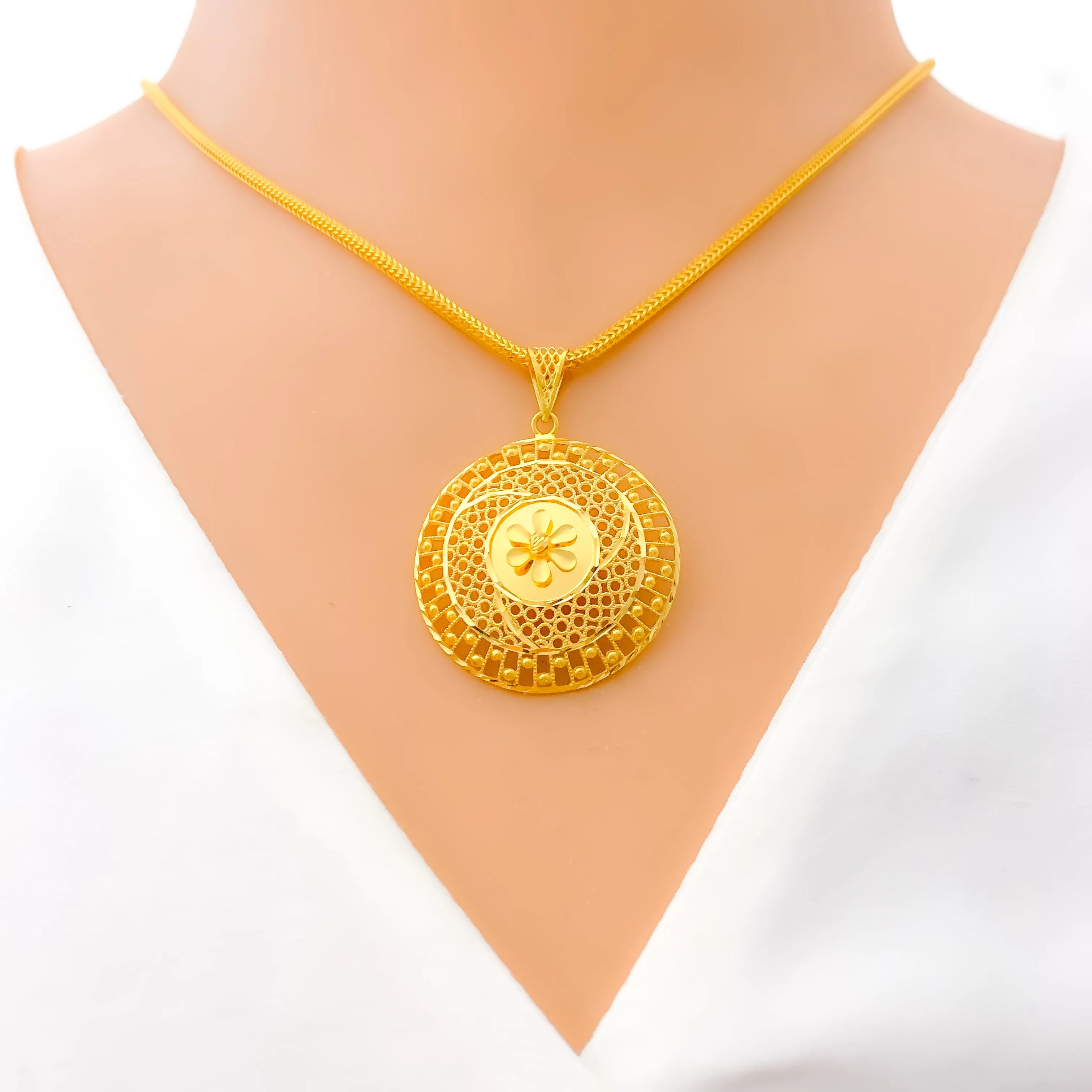 Beaded Floral Net 22K Gold Pendant