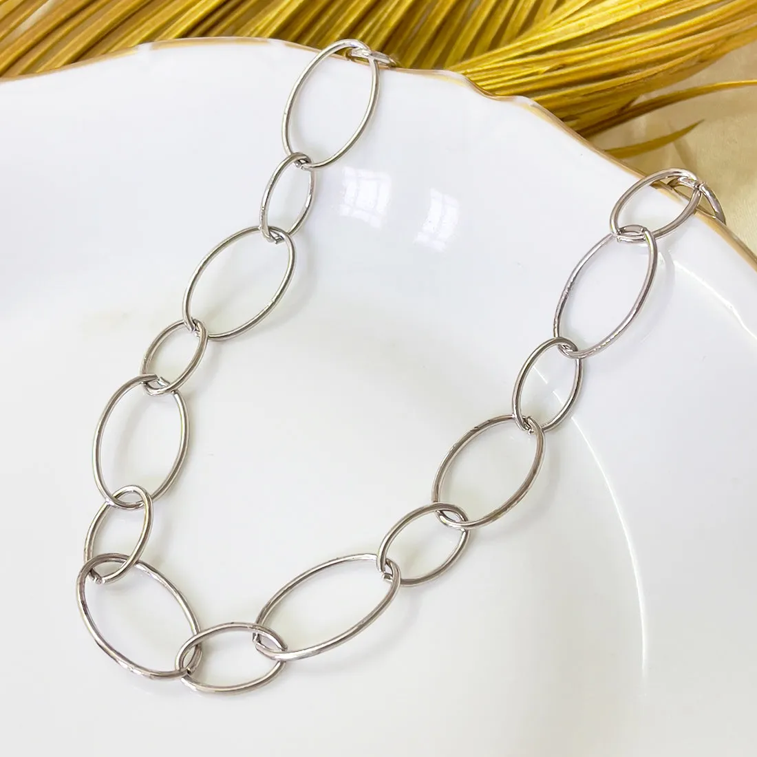 Chunky Oval Chain Link Silver-Toned Choker Necklace