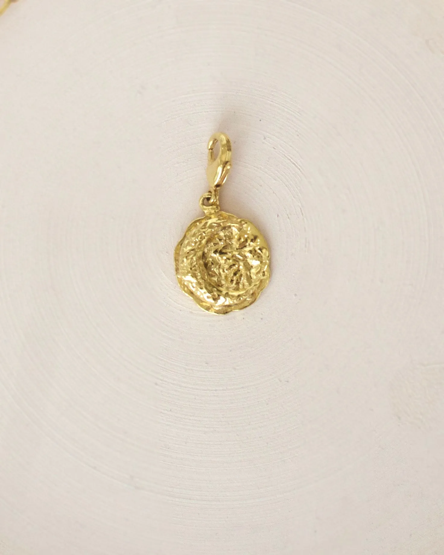 Gold Brass Crescent Moon Pendants/Charm