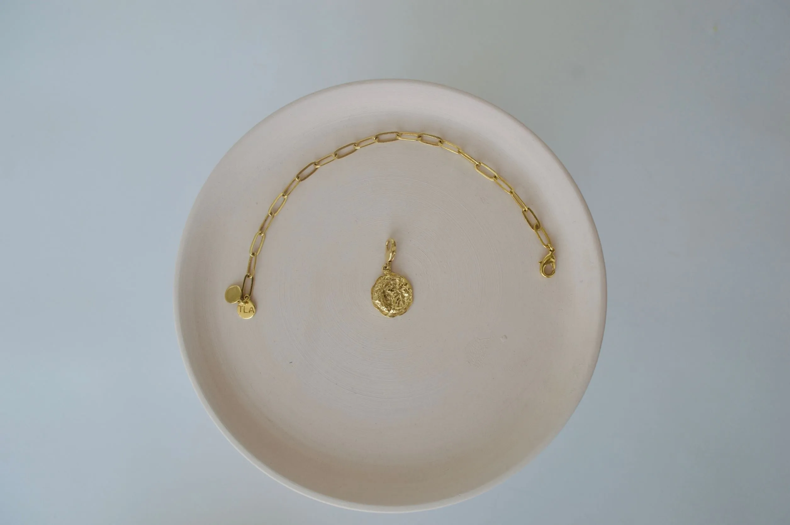 Gold Brass Crescent Moon Pendants/Charm