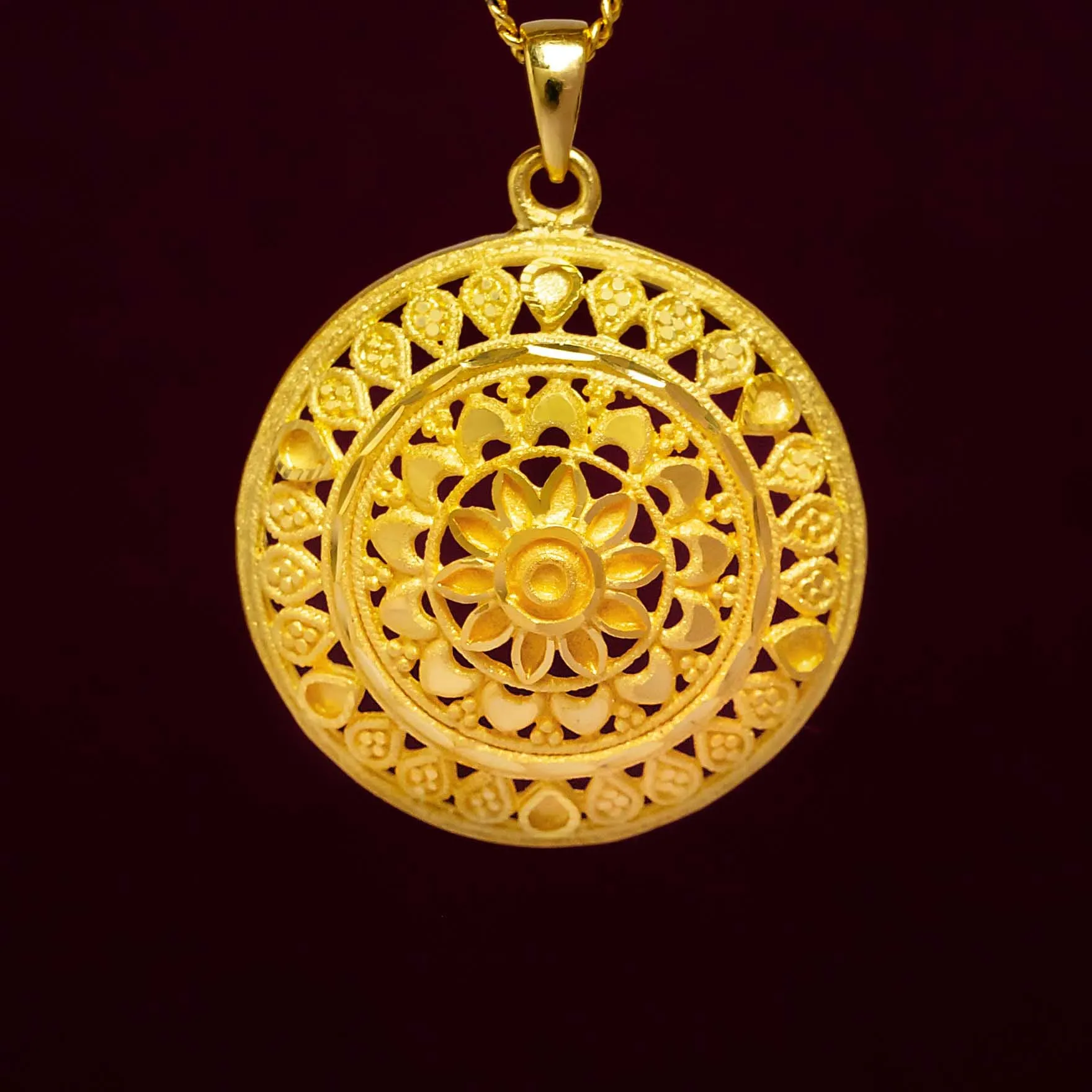 Gold Pendants PGLT66-011