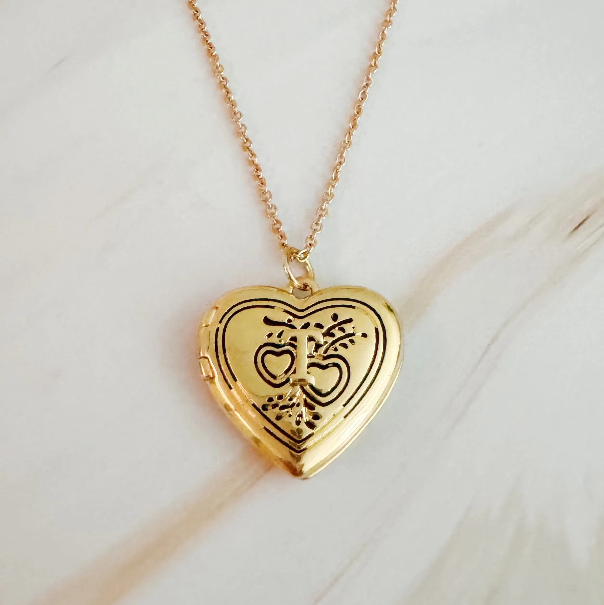 Nostalgic Heart Initial Open Locket Necklace