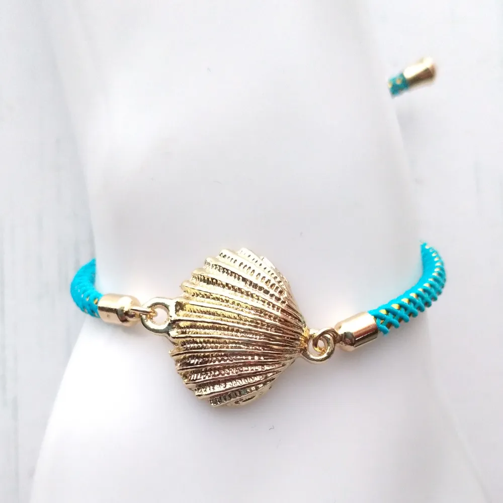 Olivia 2 Clamshell Metallic Cord Slider Bracelet