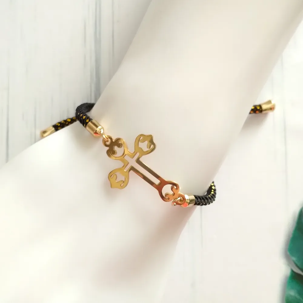 Olivia Cross Metallic Cord Slider Bracelet