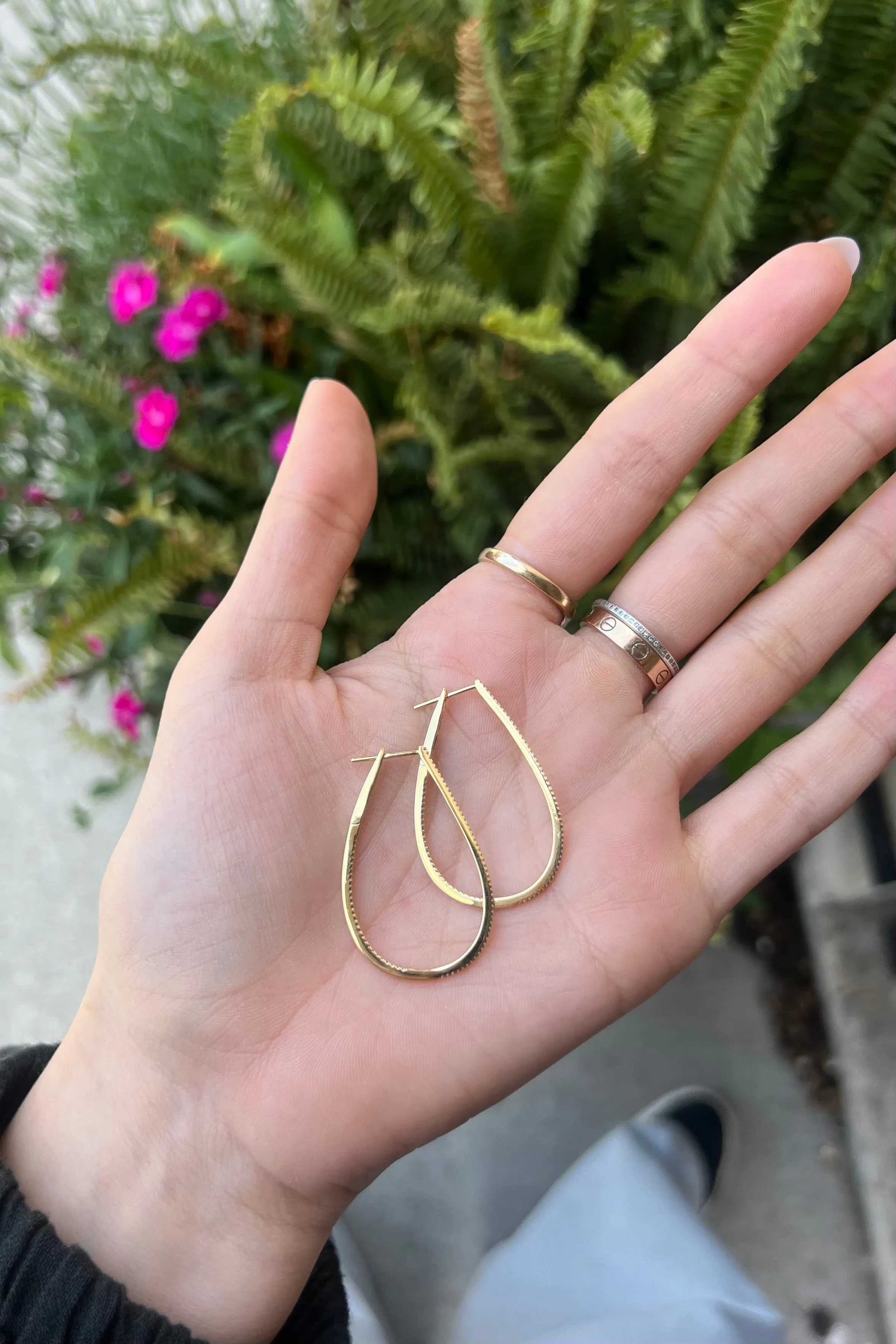 Tear Drop Hoops 1.5 Inch