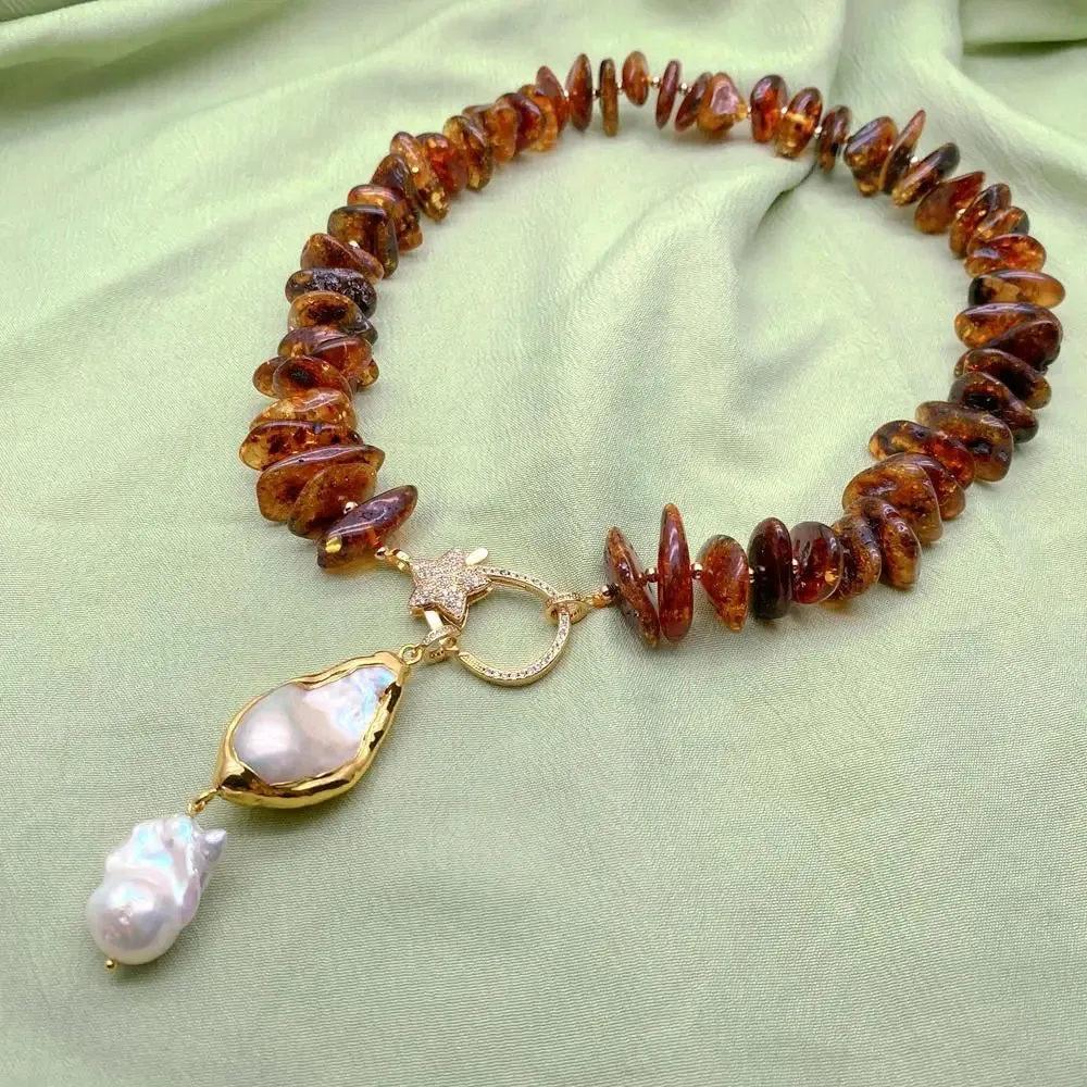 White Baroque Pearl Pendant Necklace